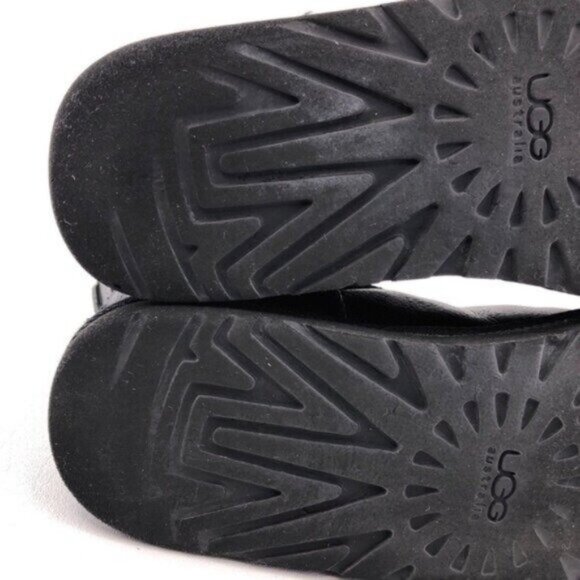 UGG Tiana Seaweed Perf Winter Boots 9 - Picture 10 of 13